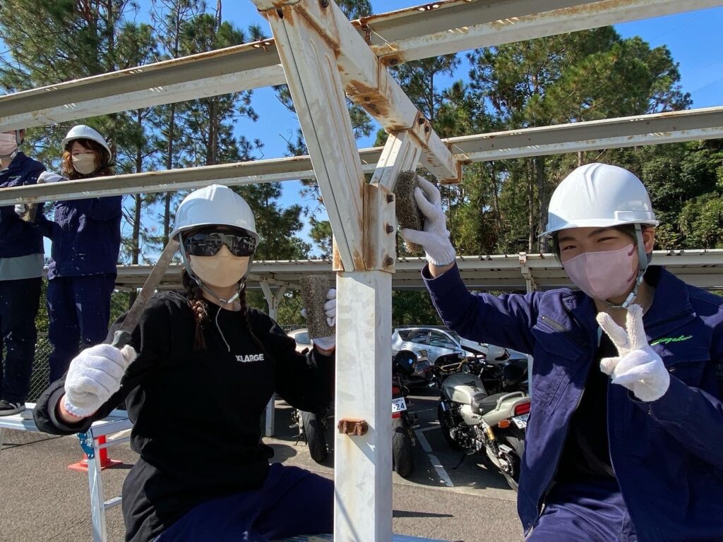 ～建築デザイン学科　施工実習～