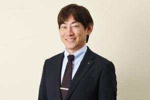 小城 拓也