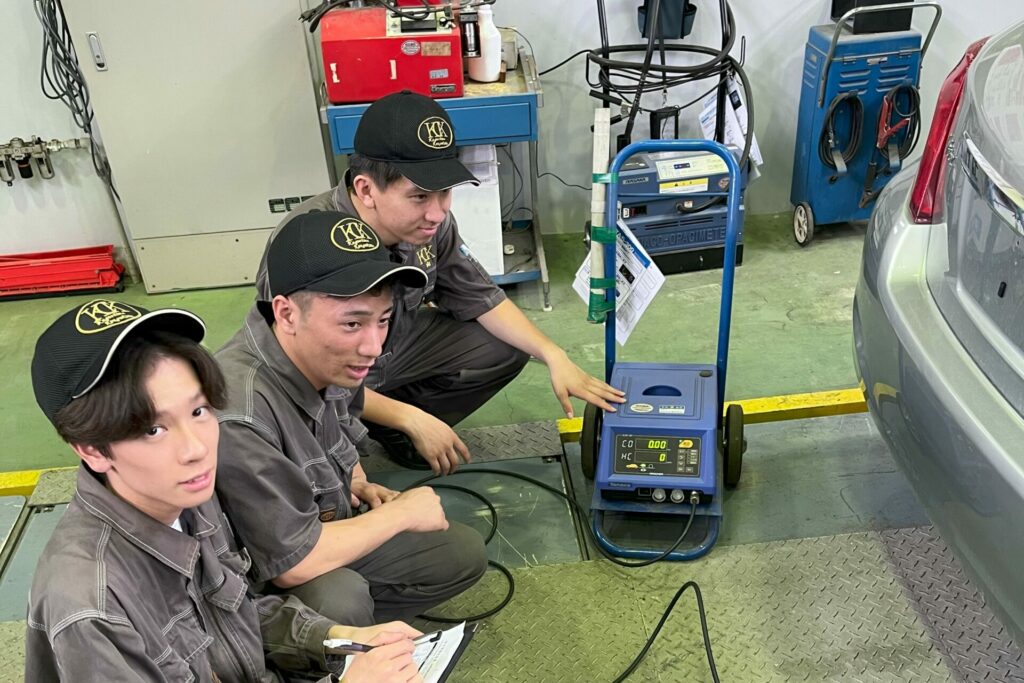 自動車工学科　完成検査実習